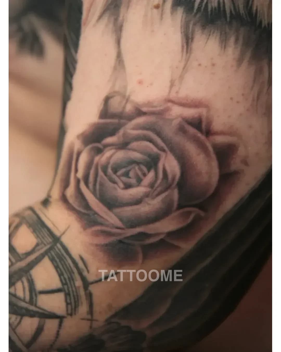 블랙앤그레이 타투 2 - zenne.tattoo
