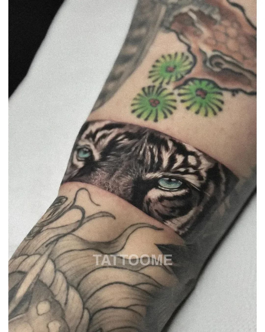 블랙앤그레이 호랑이 - keontattooart