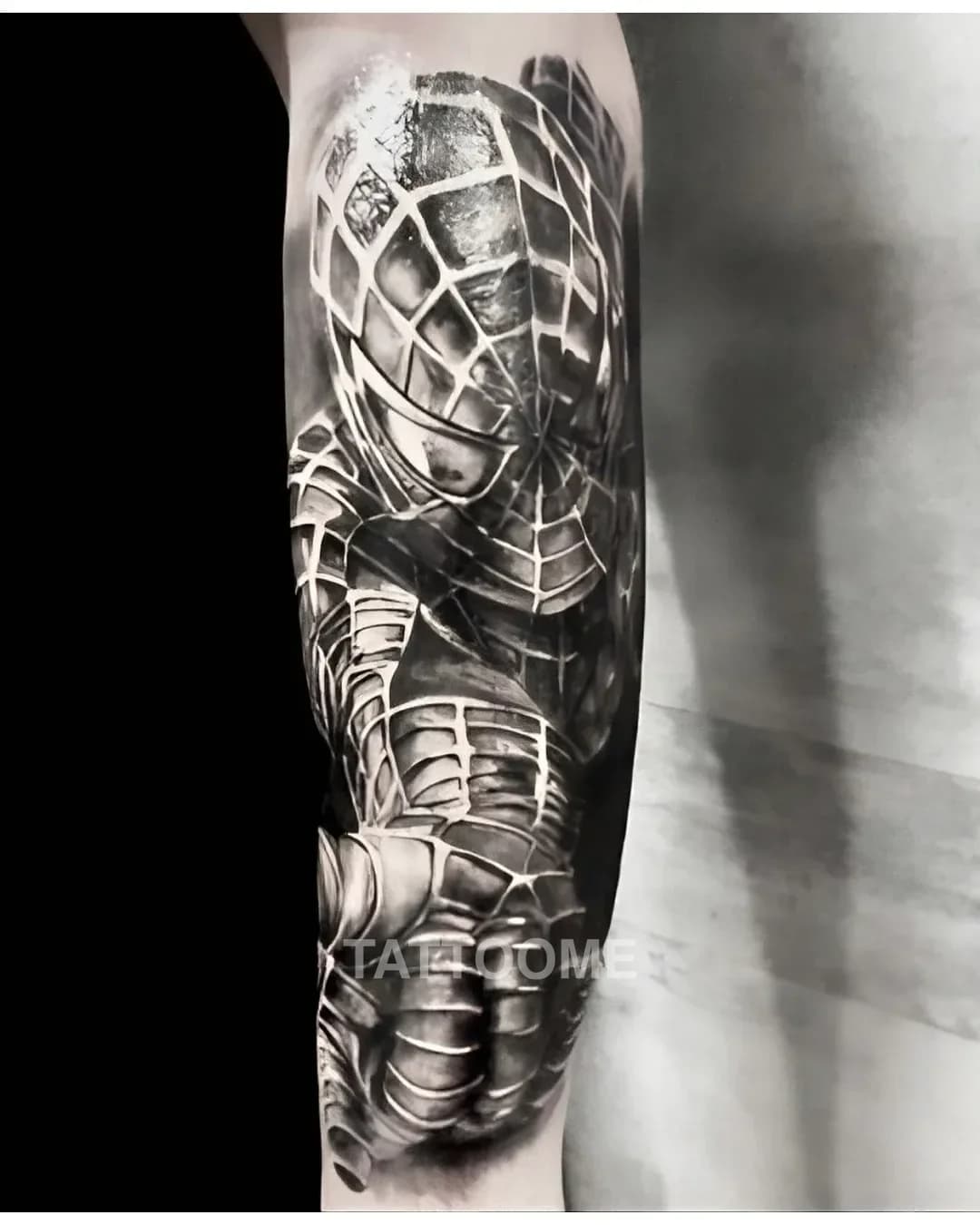 블랙앤그레이 타투 1 - godddestattoo