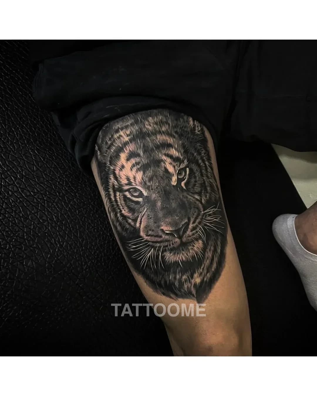 블랙앤그레이 타투 1 - rica_tattooer 1