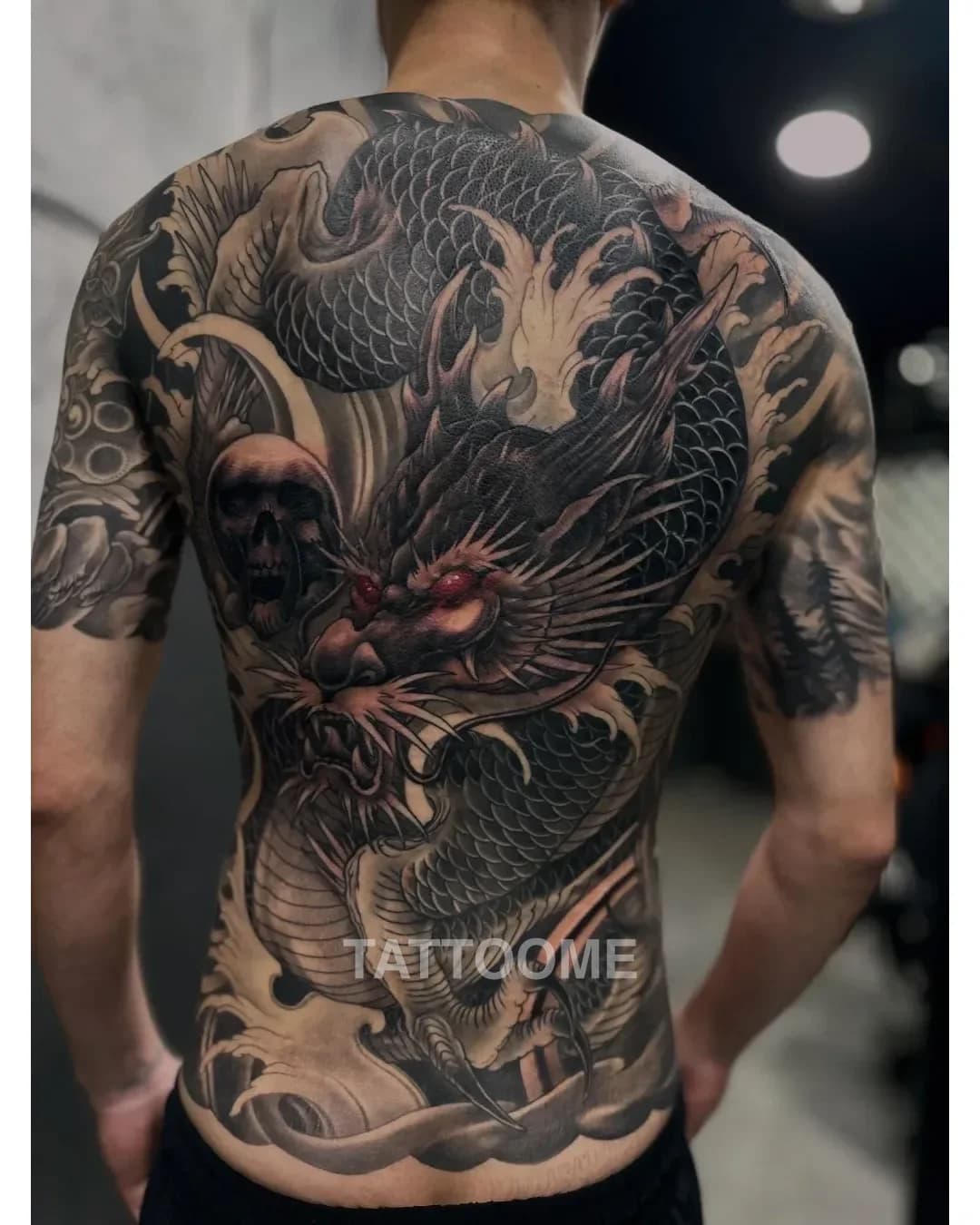 이레즈미 등판 - megatattoo_jihoon