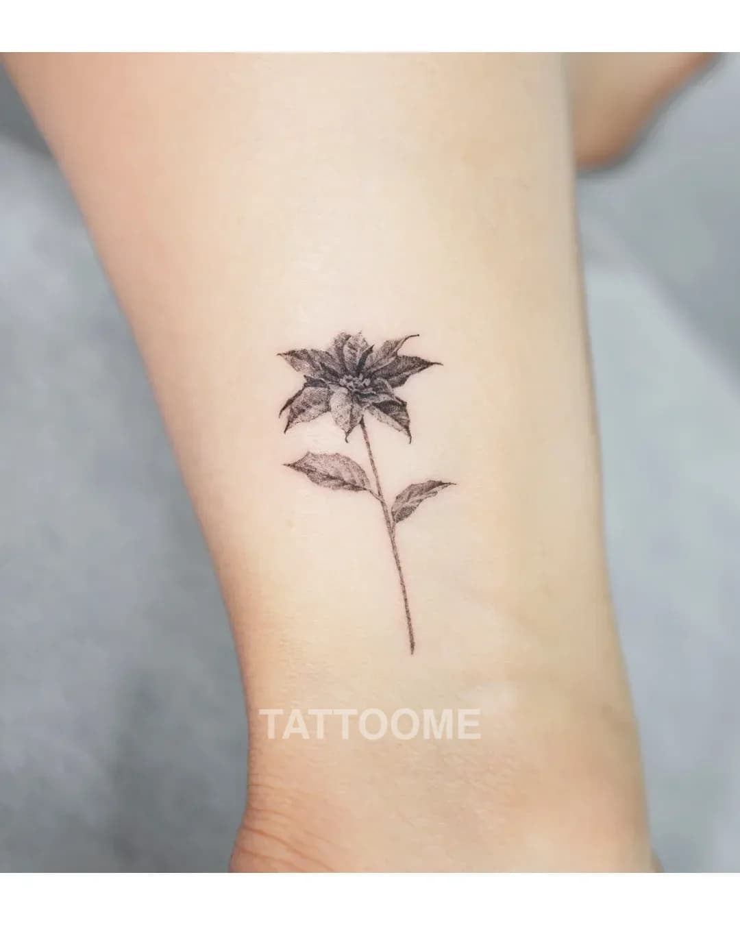 라인워크 꽃 - hueil_tattoo