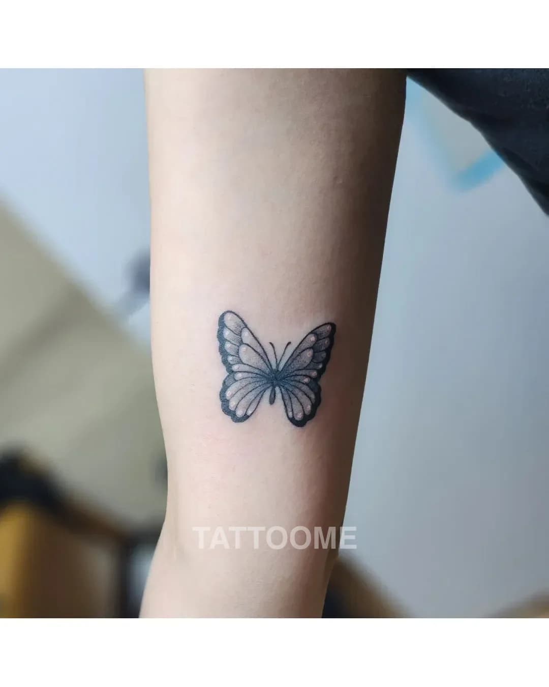 블랙워크 나비 - habiletattoo