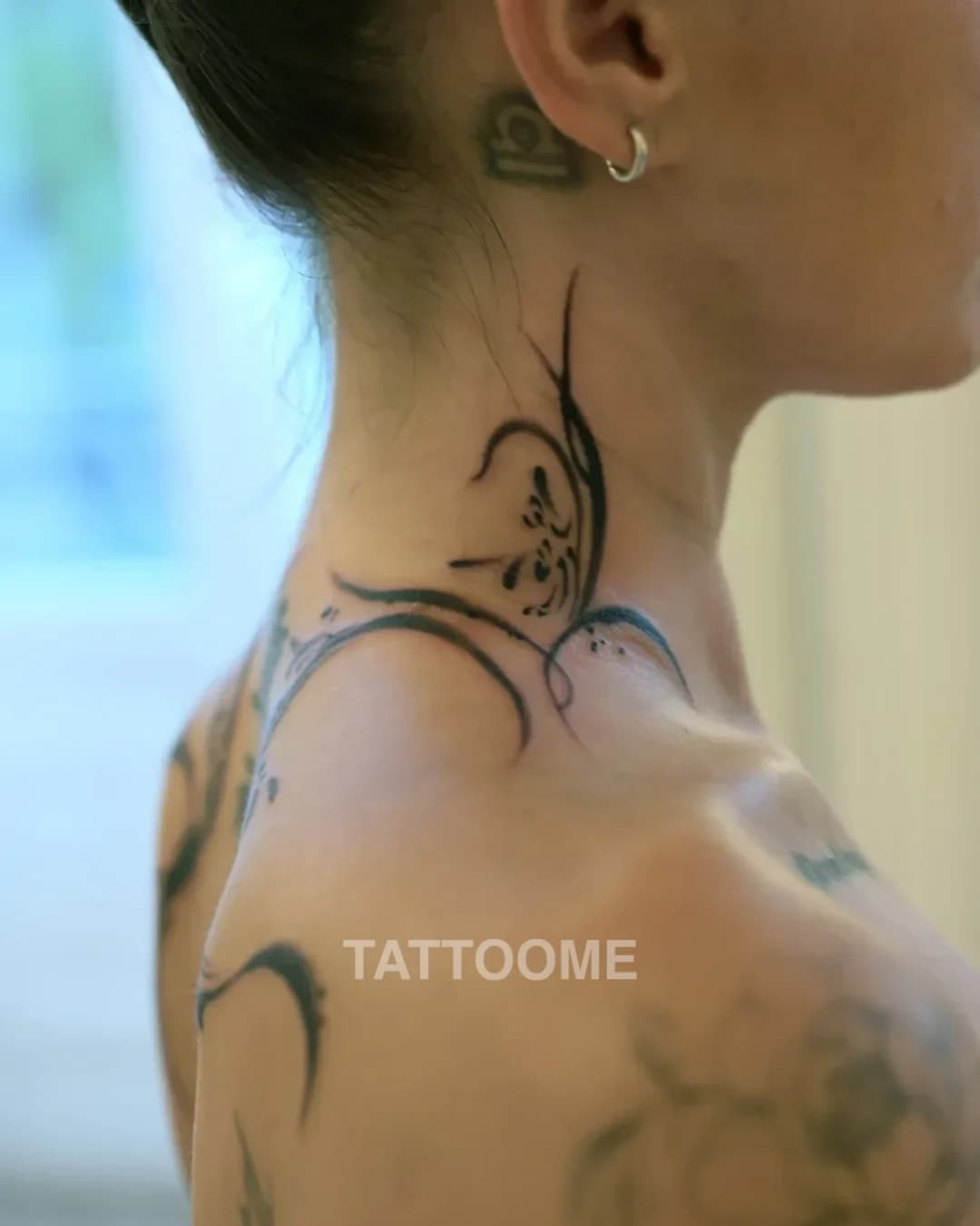 라인워크 타투1 - hansiitattoo
