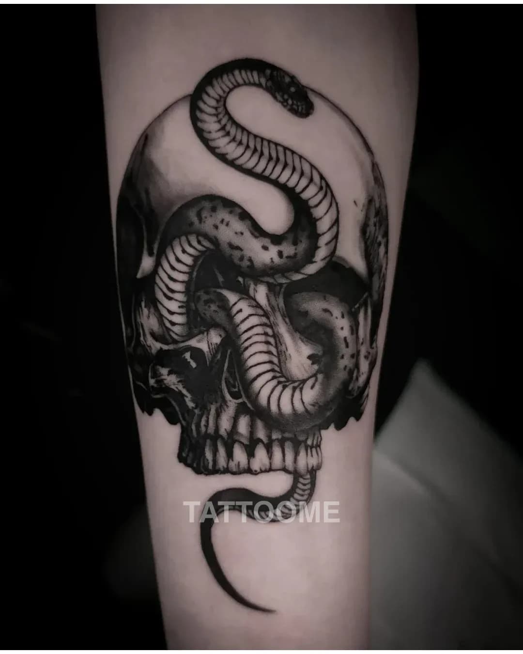 블랙앤그레이 해골 - ress_tattoo