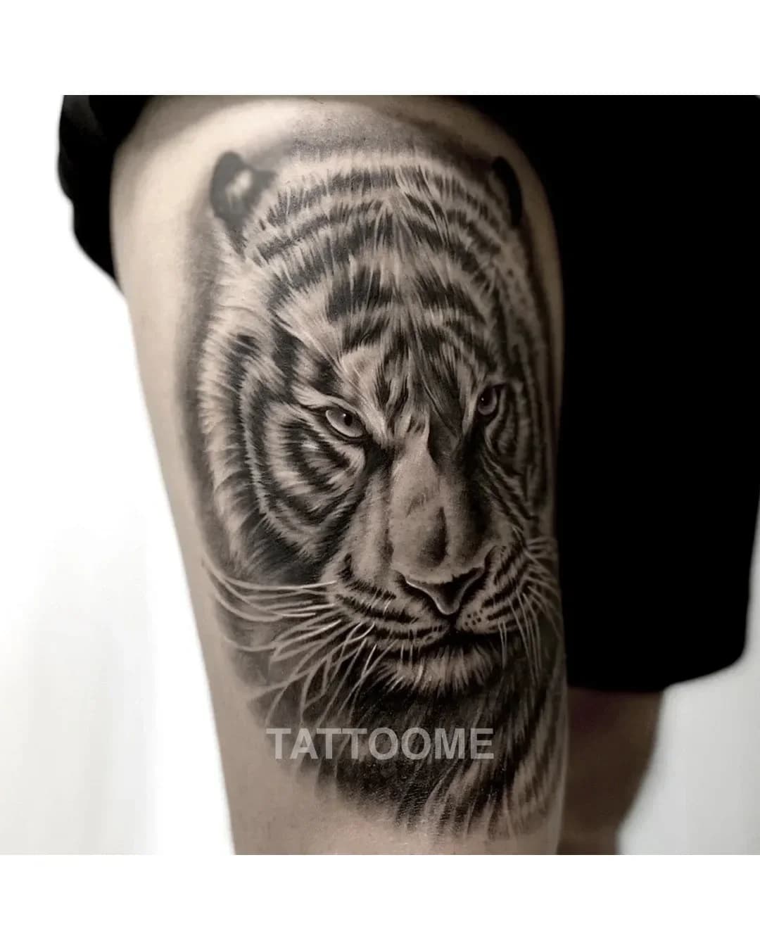 블랙앤그레5이 타투 - ark__tattoo__