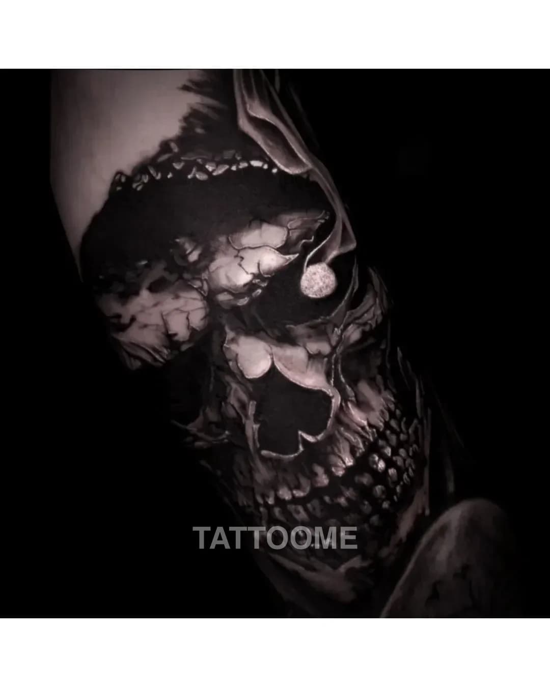 블랙앤그레이 해골 - ress_tattoo