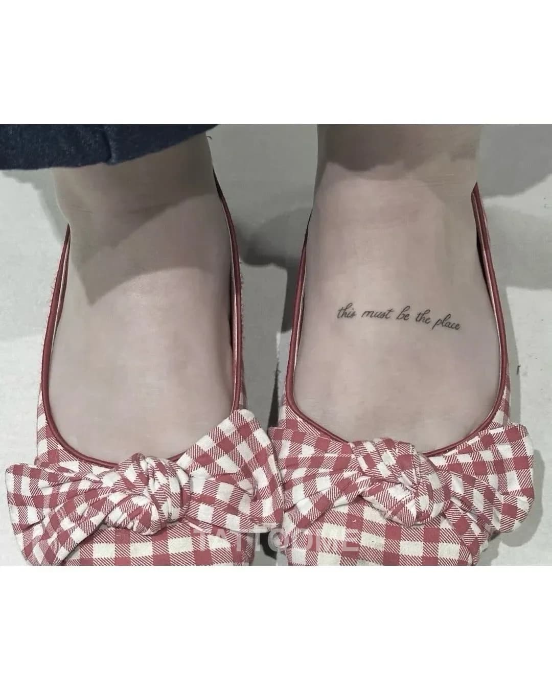 레터링 발등 - heen_tattoo