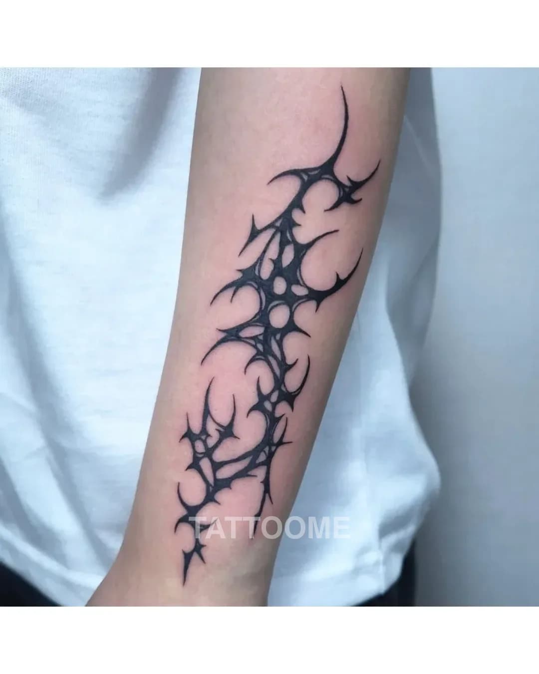 블랙워크 타투1 - tattooistganzy