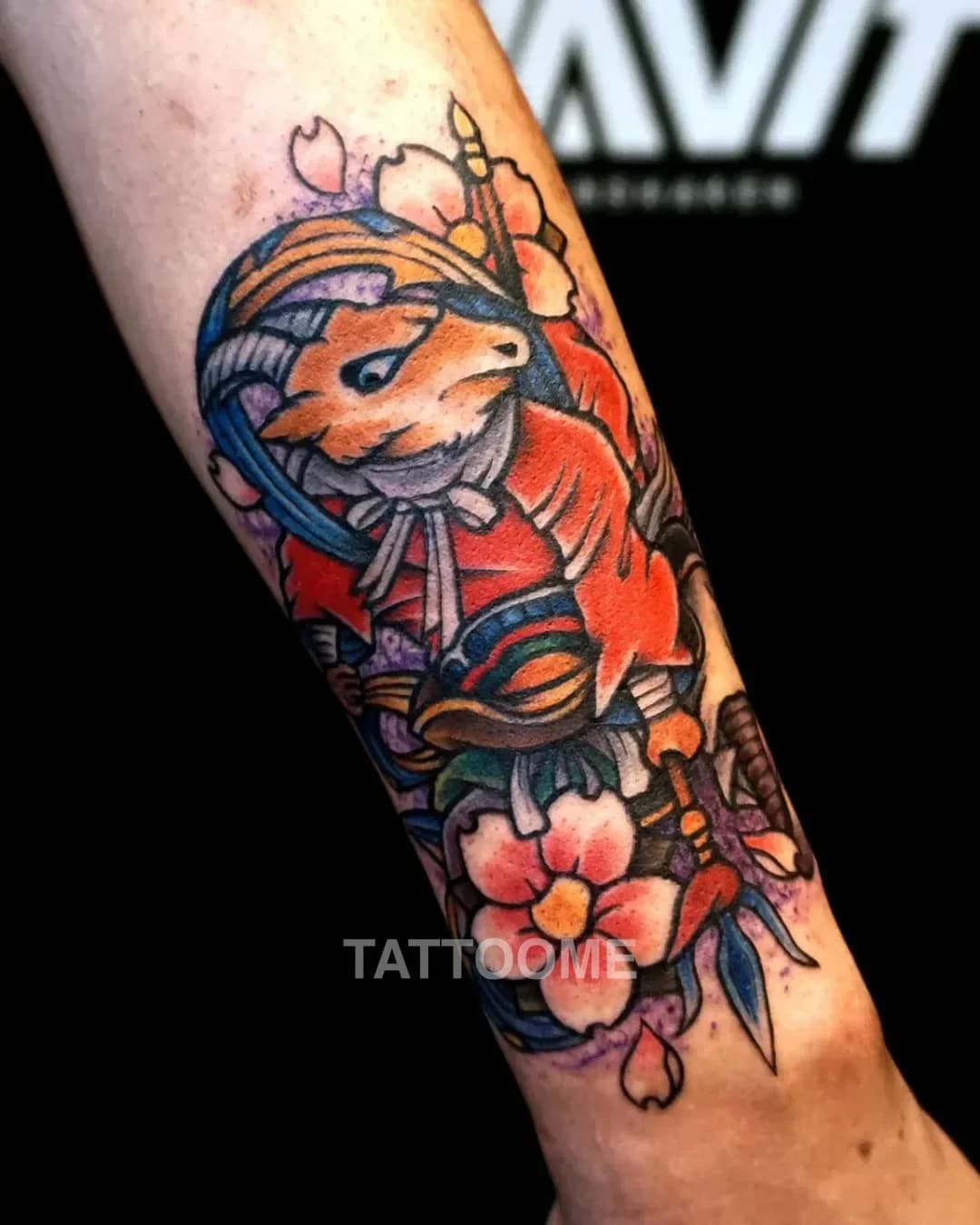 뉴스쿨 팔 - havit_tattooer