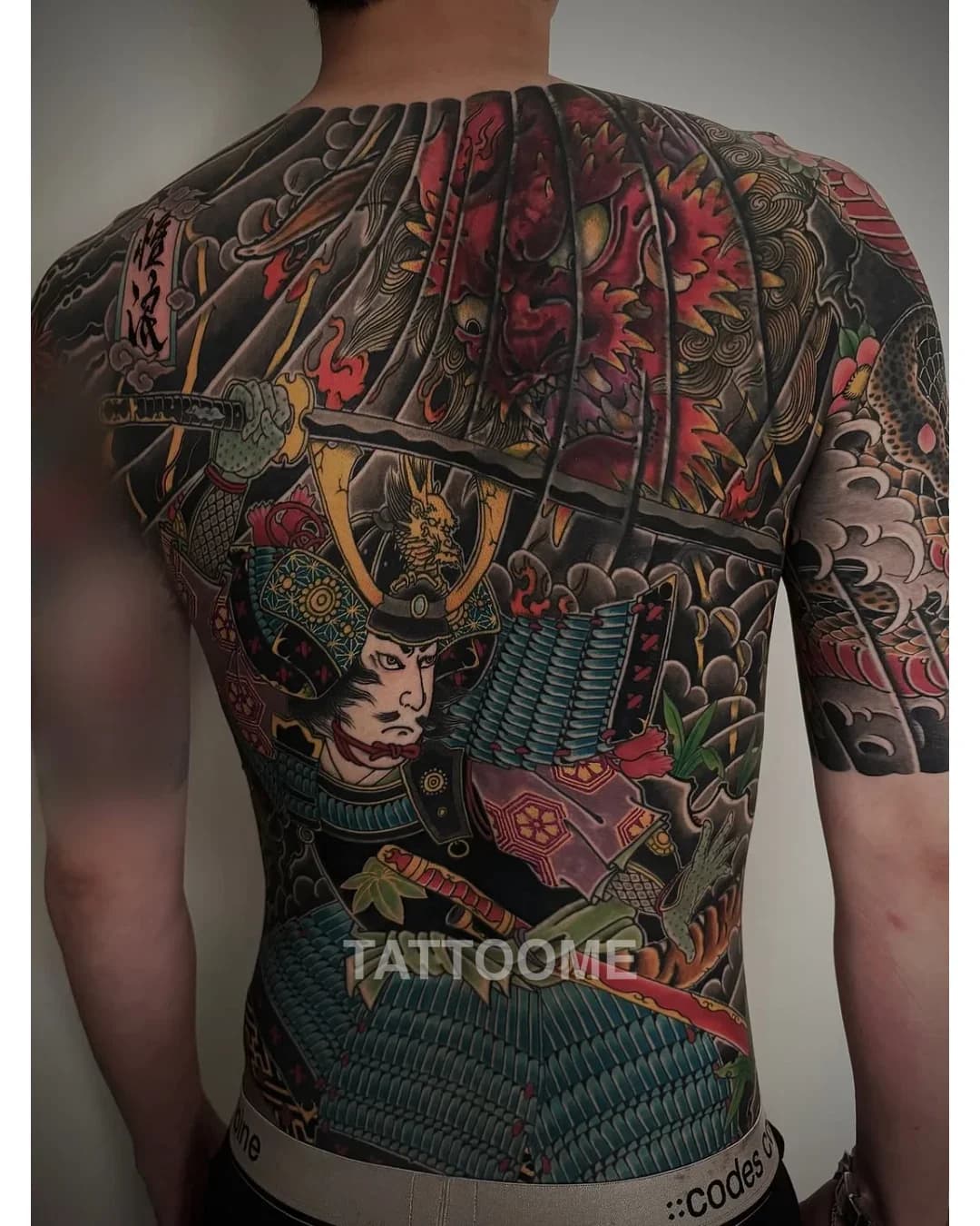 이레즈미 등판 - goro.irezumi