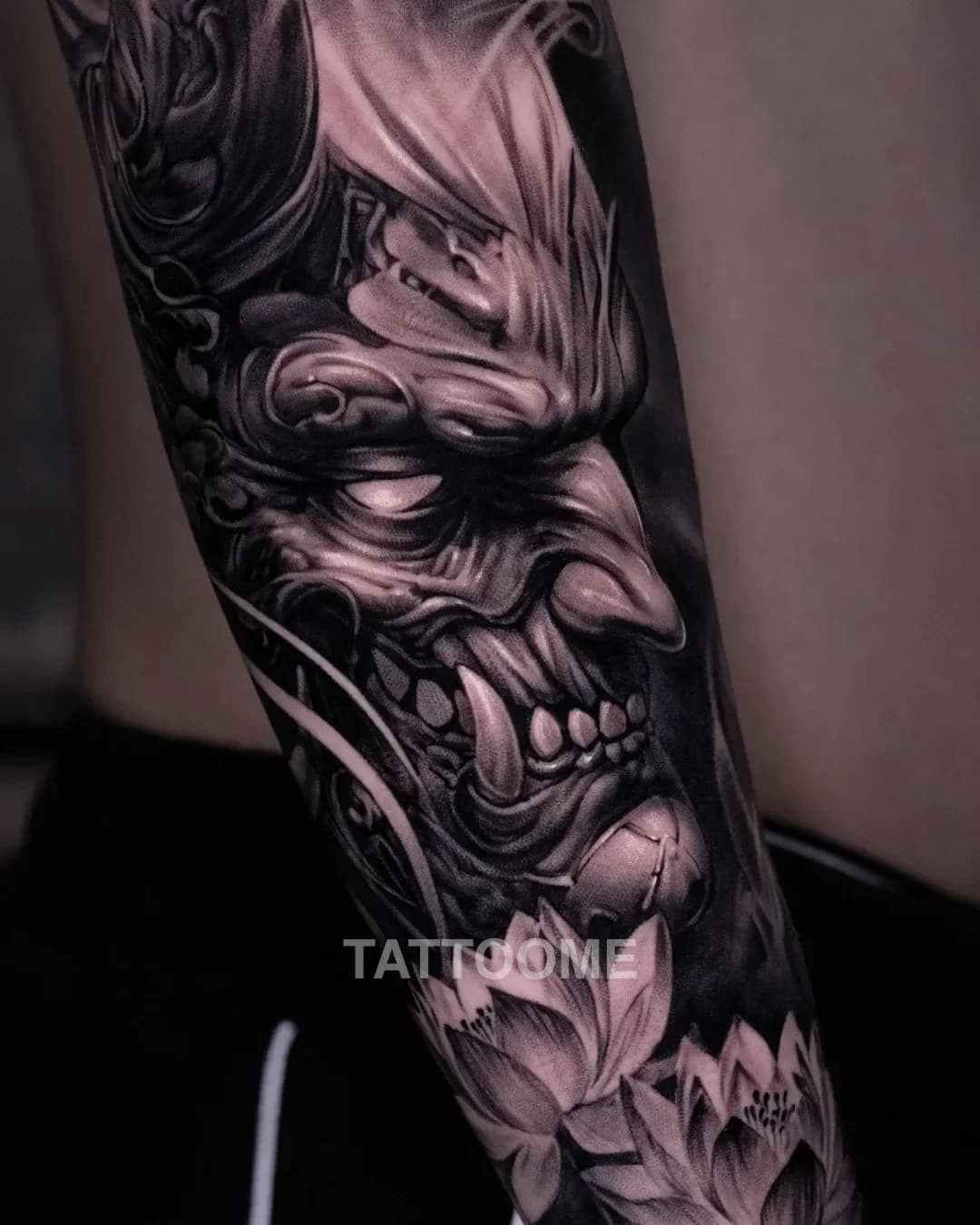 블랙앤그레이 긴팔4 - saegil.tattoo