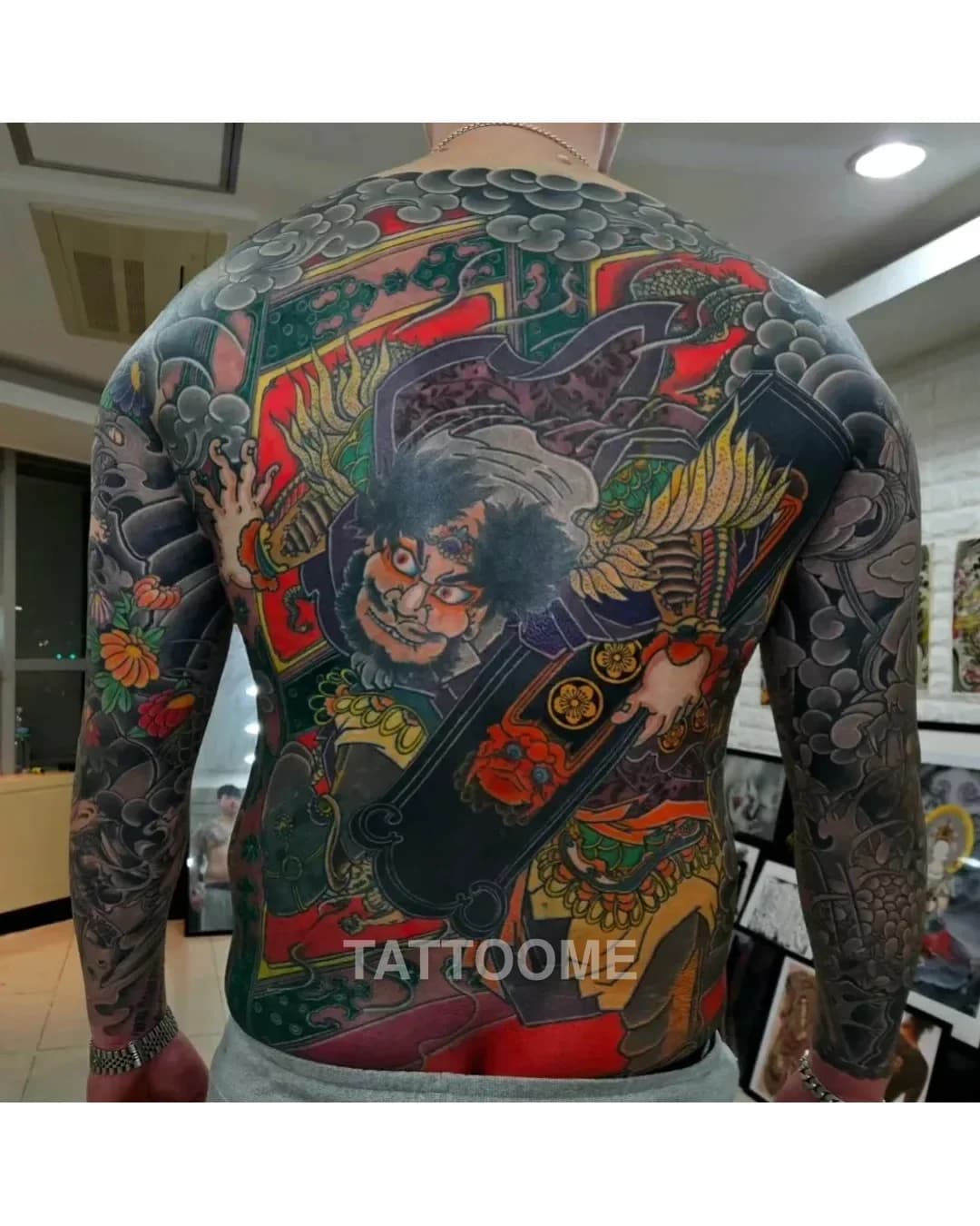 이레즈미 전신2 - chiyuirezumi